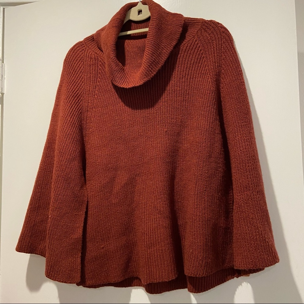 Poncho/shawl sweater